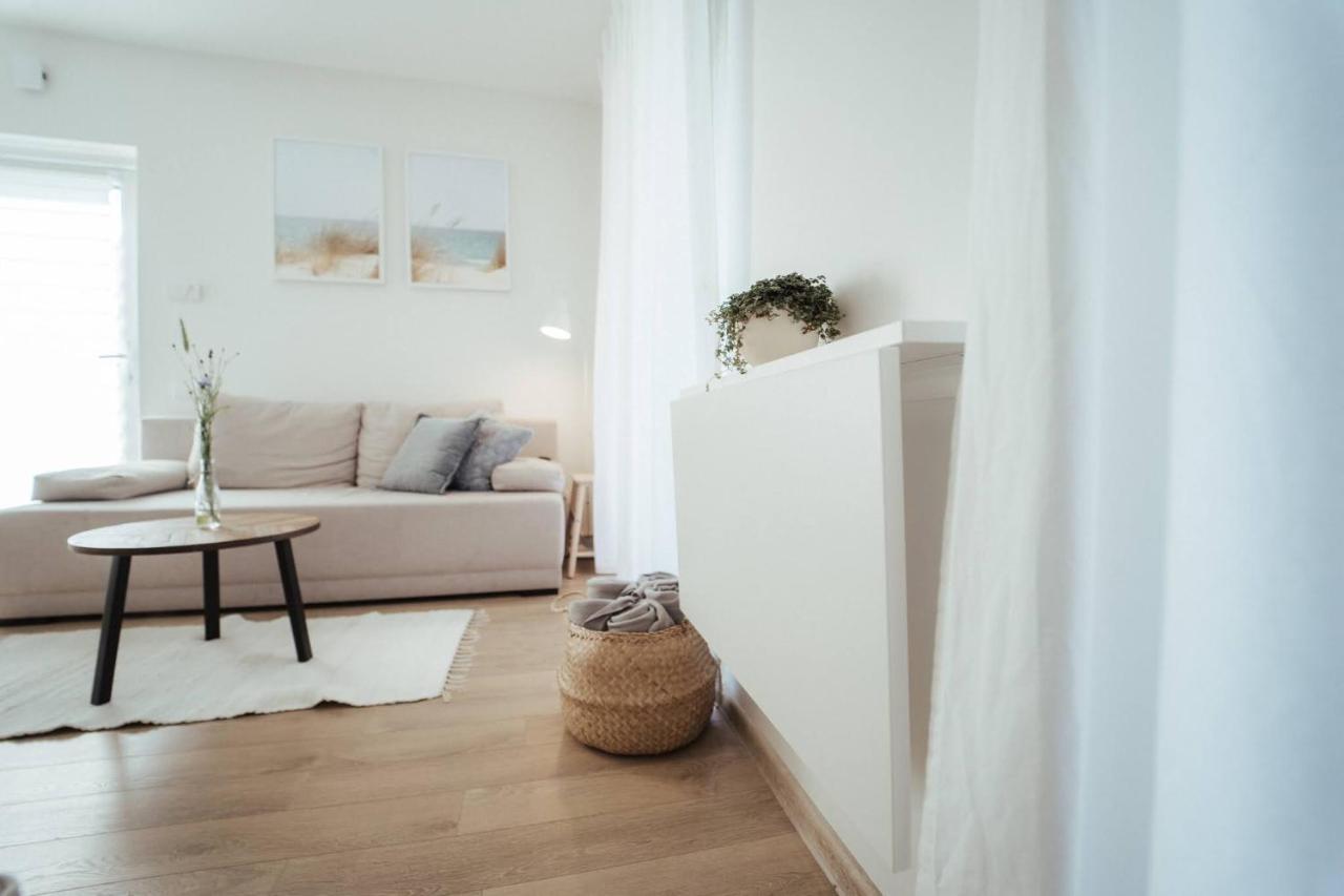 No.1 Apartment In Palanga, Vaivorykstes Apartment Eksteriør billede